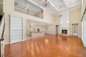 1641 GLEN EAGLES WAY, ORLANDO, FL 32804 Sold 08/21/25