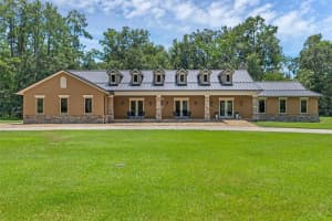 935 River Edge Ct, LONGWOOD