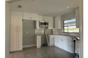 5835 COLONY PLACE DRIVE, LAKELAND, FL 33813 - MLS#MFRO6326834