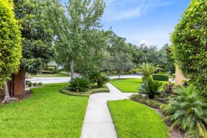 101 CHERRY CREEK CIRCLE, WINTER SPRINGS, FL 32708 Sold 08/22/25