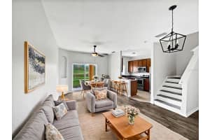 1821 RETREAT VIEW CIRCLE, SANFORD, FL 32771 - MLS#MFRO6327051