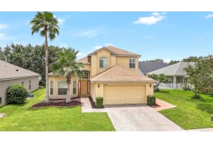15203 STONEBRIAR WAY, ORLANDO, FL 32826 - MLS#MFRO6327092
