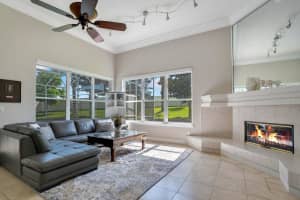 8155 CANYON LAKE CIRCLE, ORLANDO, FL 32835 - MLS#MFRO6327205
