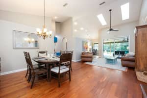 884 Kensington Gardens Ct, Oviedo, FL 32765, Sold 08/27/25