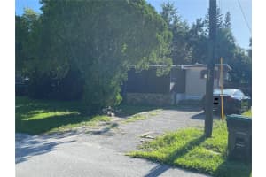 4401 MOBILAIRE DRIVE, ORLANDO, FL 32822 Sold 09/19/25