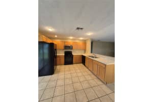 233 SOUTHBRIDGE CIRCLE, KISSIMMEE, FL 34744 - MLS#MFRO6327344