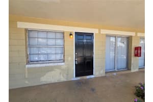706 DIXIE AVENUE, LEESBURG, FL 34748 - MLS#MFRO6327352