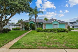 274 Palmetto Springs St, DEBARY