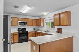 3055 LEFLORE LN, ORLANDO, FL 32833 Sold 08/26/25