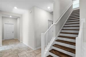 4900 MAGNETITE LOOP, MOUNT DORA, FL 32757 Sold 11/10/25