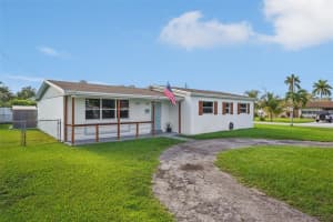 201 66TH TERRACE, HOLLYWOOD, FL 33024 Sold 08/30/25