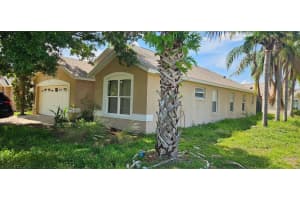 8115 Pomo Dr, KISSIMMEE