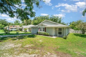 541 COVENTRY COURT, MOUNT DORA, FL 32757 - MLS#MFRO6327780
