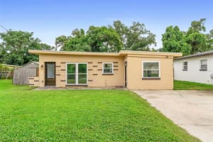 1909 WHITE AVENUE, ORLANDO, FL 32806 - MLS#MFRO6327807
