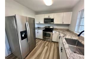 303 INDIANA AVENUE, ST CLOUD, FL 34769 Sold 12/01/25