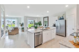 984 AMBERWOOD ROAD, UMATILLA, FL 32784 Sold 10/22/25