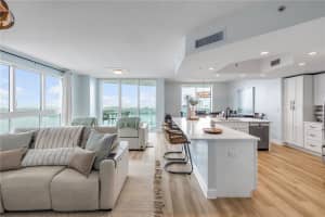 231 RIVERSIDE DRIVE, HOLLY HILL, FL 32117 - MLS#MFRO6328034