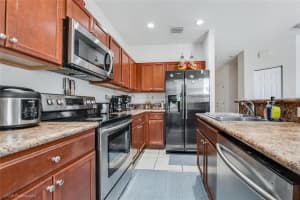 16444 42ND TERRACE, MIAMI, FL 33185 - MLS#MFRO6328076