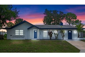 598 Aviation Ave Ne, PALM BAY