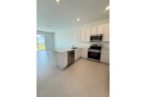 2633 SKYLINE LOOP, KISSIMMEE, FL 34758 Sold 08/29/25