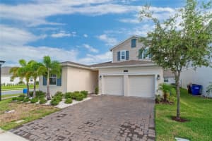 1839 GOOD NEIGHBOR LOOP, KISSIMMEE, FL 34744 - MLS#MFRO6328214