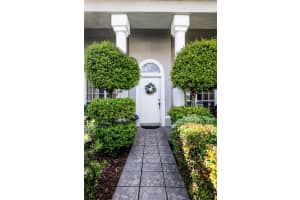 3204 HAWKS RIDGE POINT, KISSIMMEE, FL 34741 Sold 08/25/25
