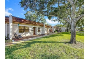 1380 Mission Cir, CLEARWATER