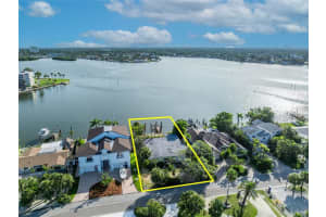 6960 SHORE DRIVE, SOUTH PASADENA, FL 33707 - MLS#MFRO6328440