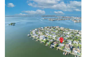 6960 SHORE DRIVE, SOUTH PASADENA, FL 33707 - MLS#MFRO6328440