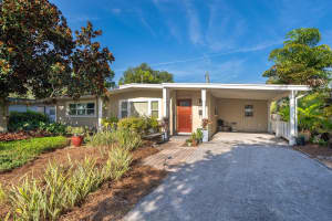 1304 FALCON DRIVE, ORLANDO, FL 32803 Sold 08/28/25