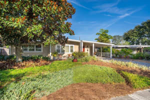 1304 FALCON DRIVE, ORLANDO, FL 32803 Sold 08/28/25