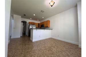 3725 LAKE ORLANDO PARKWAY, ORLANDO, FL 32808 - MLS#MFRO6328529