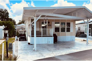 512 PAR PINES BOULEVARD, DAVENPORT, FL 33837 - MLS#MFRO6328625
