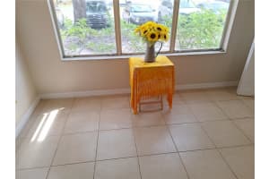 5785 GATLIN AVENUE, ORLANDO, FL 32822 Sold 09/04/25