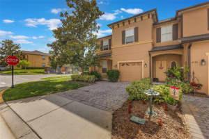 2540 RETREAT VIEW CIRCLE, SANFORD, FL 32771 - MLS#MFRO6328767