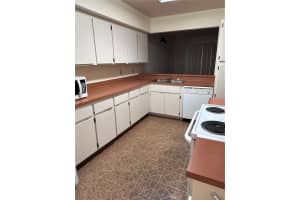 714 EDGEWATER DRIVE, ORLANDO, FL 32804 - MLS#MFRO6328789