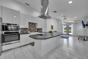 9716 PECKY CYPRESS WAY, ORLANDO, FL 32836 - MLS#MFRO6328813