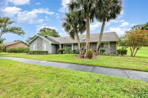 653 Pelican Bay Dr, DAYTONA BEACH