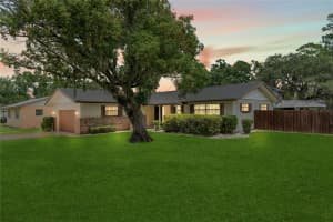 101 Vihlen Rd, SANFORD