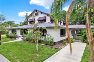211 CASSADY STREET, UMATILLA, FL 32784 - MLS#MFRO6328956