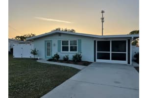 588 S BROADWAY, ENGLEWOOD, FL 34223 - MLS#MFRO6329017