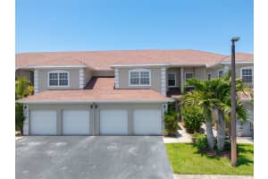204 Holman Rd #4, CAPE CANAVERAL