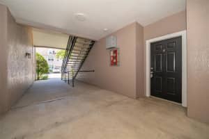 6663 Queens Borough Ave #101 Orlando, FL 32835 - Off Market