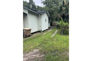 1322 SILVER SPRINGS BOULEVARD, OCALA, FL 34475 - MLS#MFRO6329070