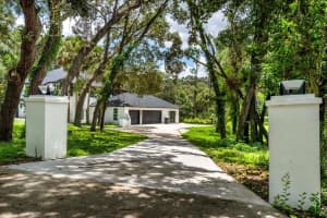 305 SWEETWATER CLUB CIRCLE, LONGWOOD, FL 32779 - MLS#MFRO6329090