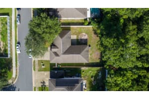 957 CASCADES PARK TRAIL, DELAND, FL 32720 Sold 10/10/25