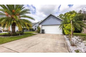 884 N Lake Sterling Ct, CASSELBERRY