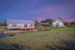 583 STATE ROAD 559, AUBURNDALE, FL 33823 - MLS#MFRO6329229