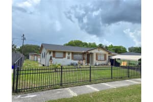 104 Hughes Ave, SANFORD