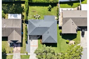 910 RED OAK COURT, WINTER SPRINGS, FL 32708 Sold 10/15/25